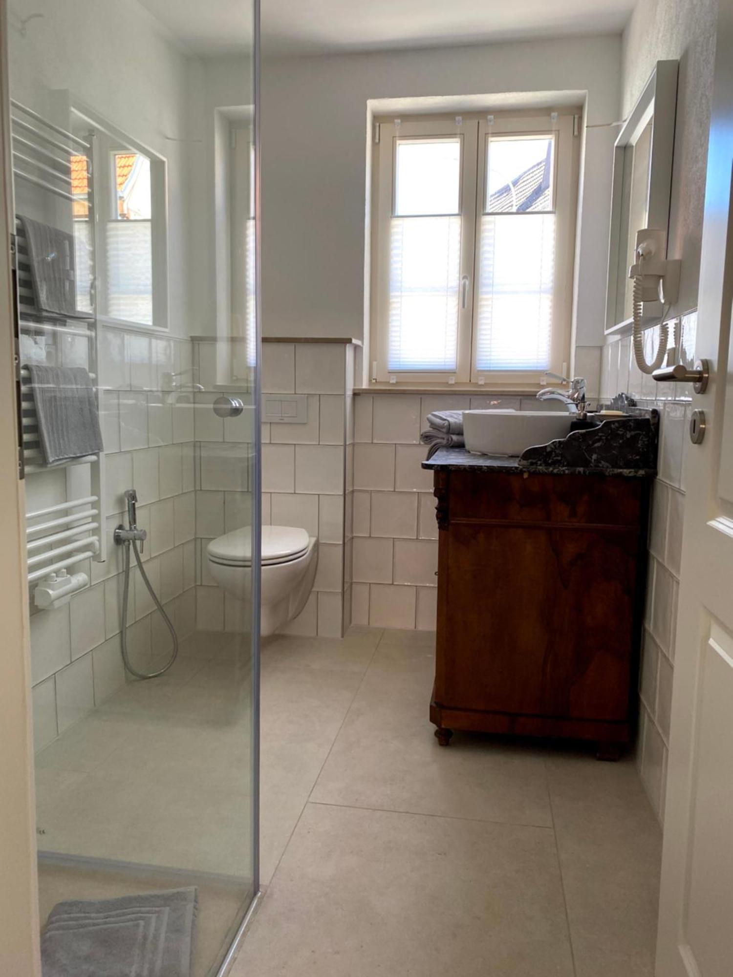 Sonnenhof 1737 - Ferienzimmer & Apartments Barbelroth Екстериор снимка