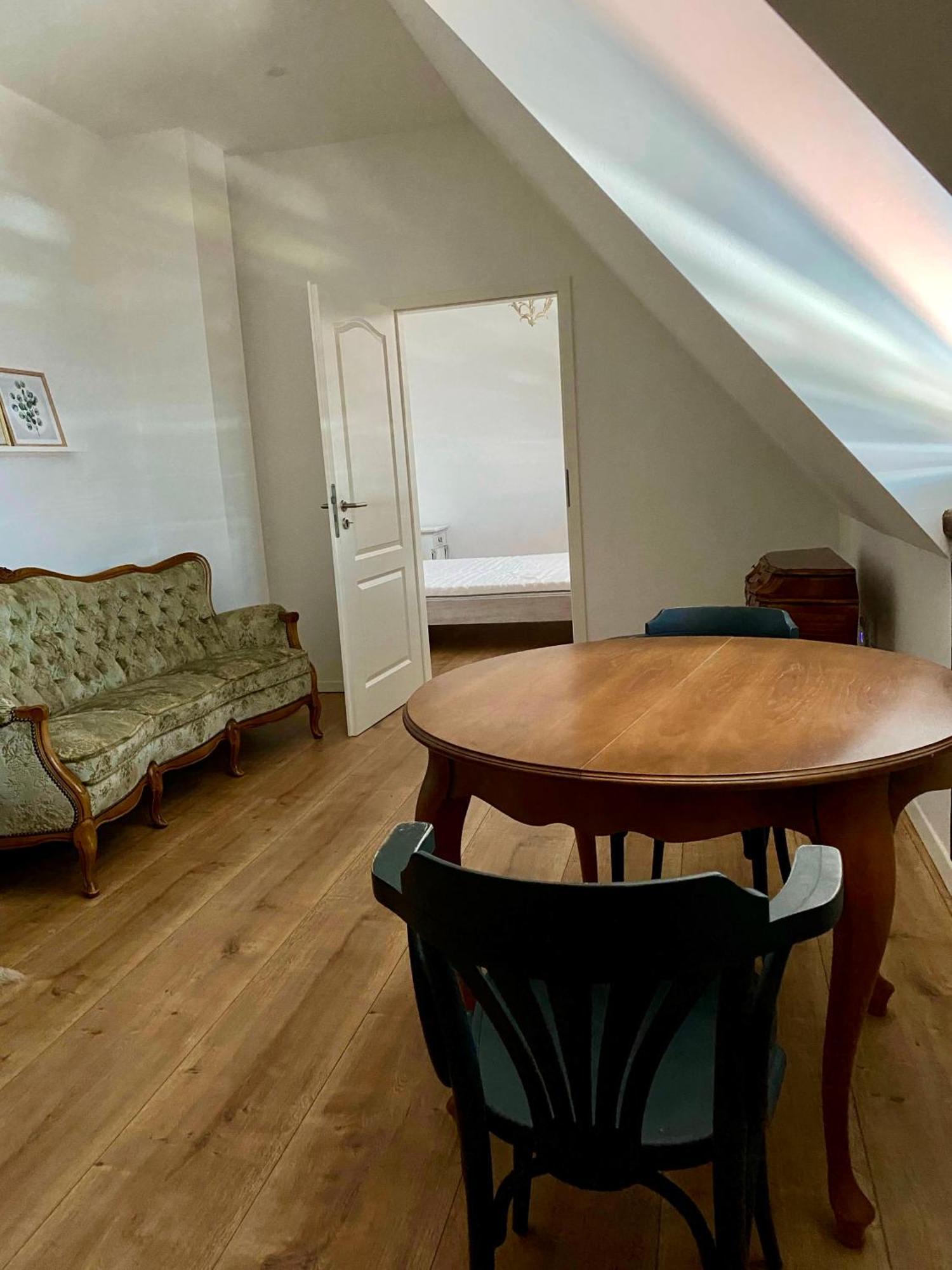 Sonnenhof 1737 - Ferienzimmer & Apartments Barbelroth Екстериор снимка